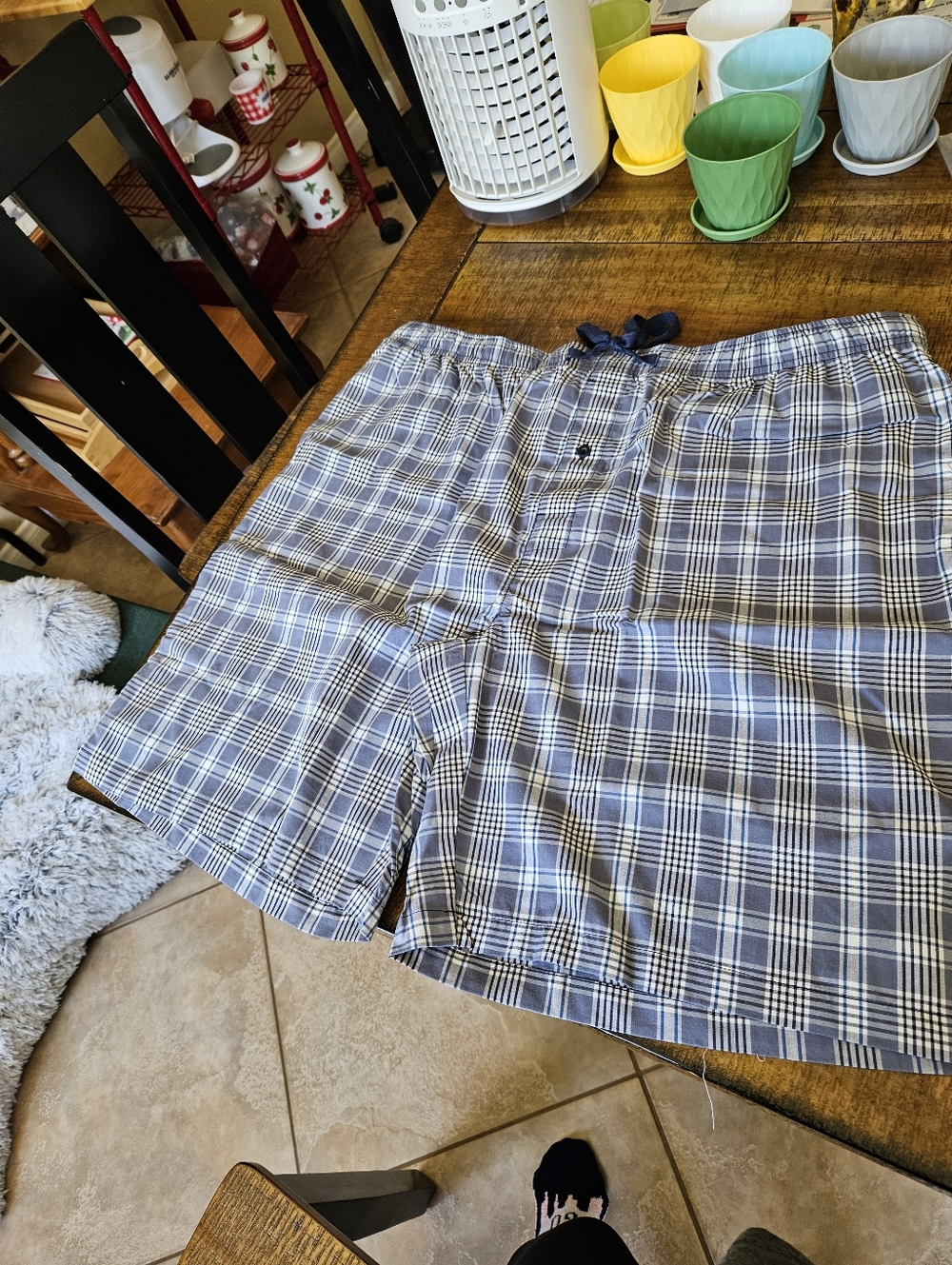 Hane's Men's Blue Plaid Lounge Shorts Size 2XL Never Worn